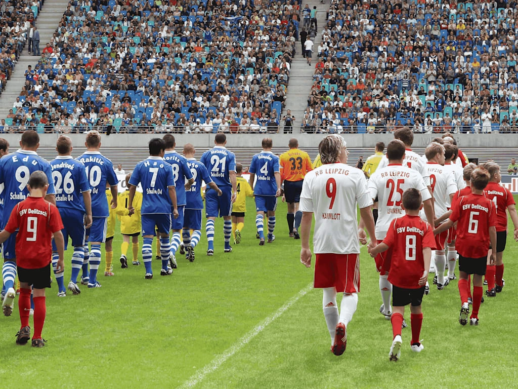Red Bull Arena Leipzig: Sự Trỗi Dậy Từ Di Tích Lịch Sử