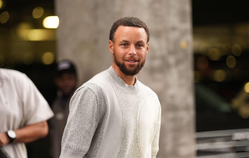 Siêu sao bóng rổ Stephen Curry