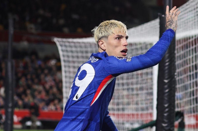 Garnacho có màn ra mắt đáng quên trước Brentford