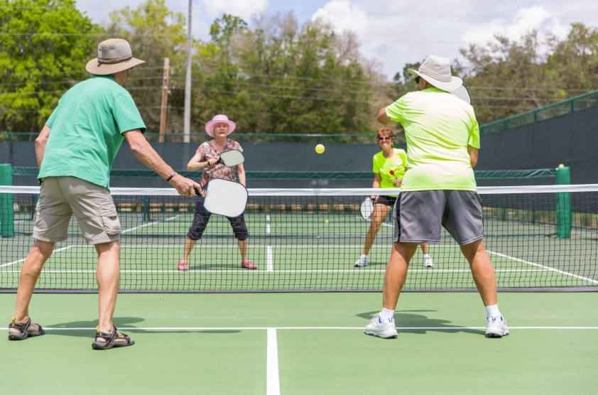 Hình ảnh minh họa lợi ích của Pickleball đối với sức khỏe xương