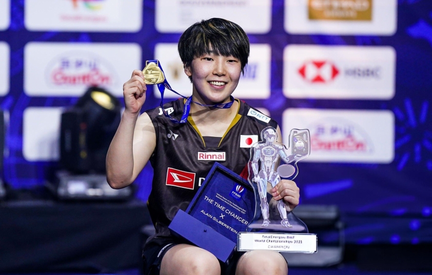 Akane Yamaguchi ăn mừng chiến thắng.
