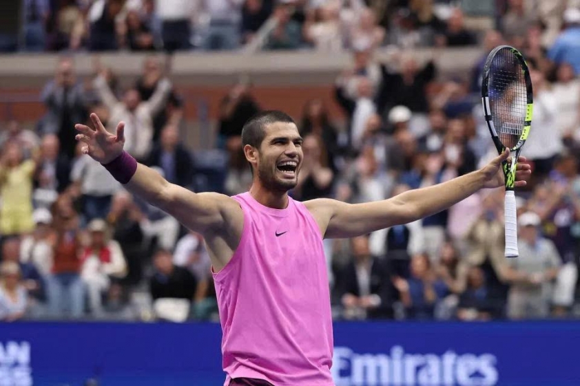 Alcaraz ăn mừng chiến thắng US Open 2025